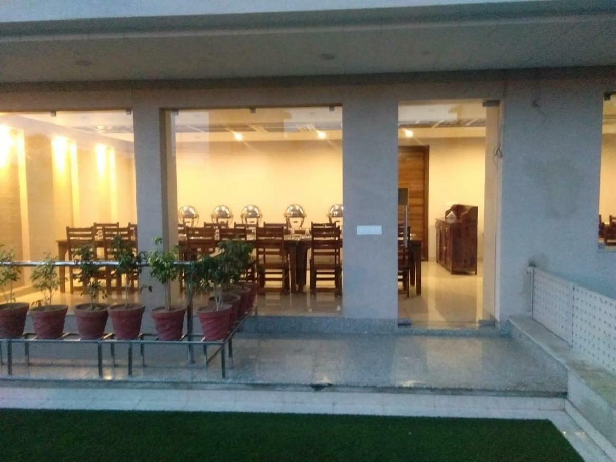 Hotel The Lighthouse Jaipur Ngoại thất bức ảnh